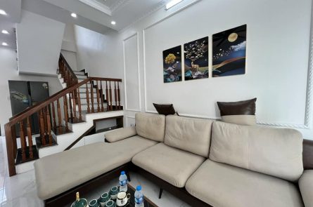 BÁN NHÀ 3 TẦNG TẠI ĐẶNG CƯƠNG