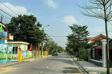 XẢ LỖ LÔ ĐẤT TRỤC XÃ LÊ LỢI