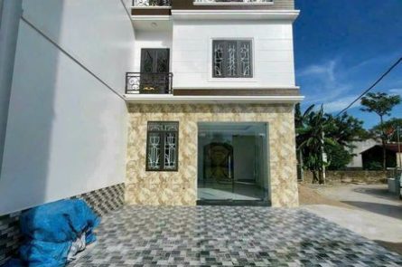 BÁN VILLA GẦN CHỢ MINH KHA