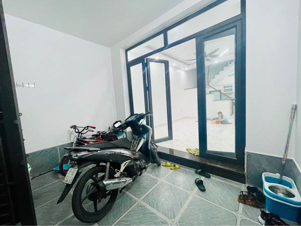 BÁN NHÀ 3 TẦNG ĐỘC LẬP Ô TÔ ĐỖ CỬA TẠI VĨNH KHÊ - AN ĐỒNG