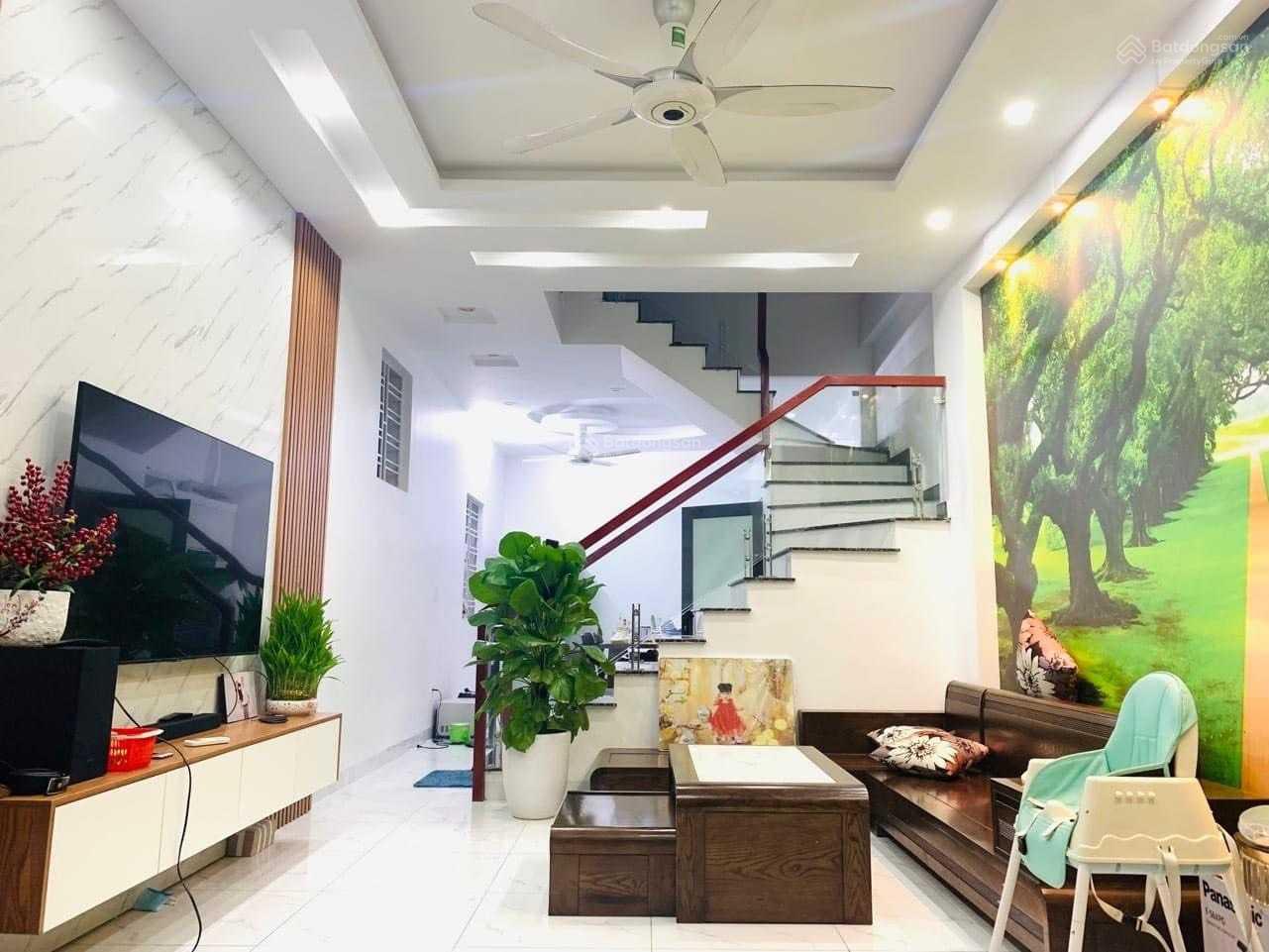 NHÀ 3 TẦNG CỰC ĐẸP HỒ ĐÁ, SỞ DẦU, HỒNG BÀNG