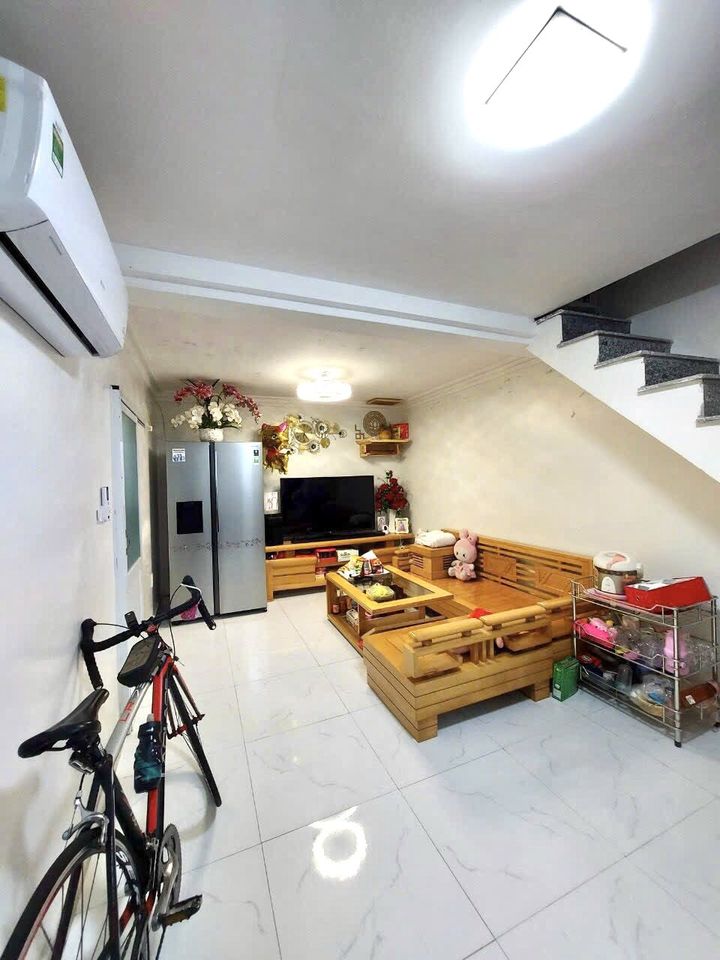 NHÀ PHỐ DƯ HÀNG GIÁ CHỈ HƠN 1 TỶ