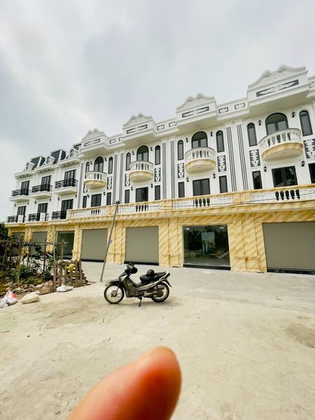 BÁN NHÀ 3 TẦNG FULL CHỨC NĂNG TẠI CHIẾN THẮNG - ĐẶNG CƯƠNG