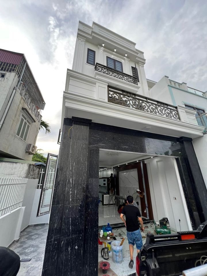 BÁN NHÀ 3 TẦNG * 95M2 TẠI VĨNH KHÊ - AN ĐỒNG