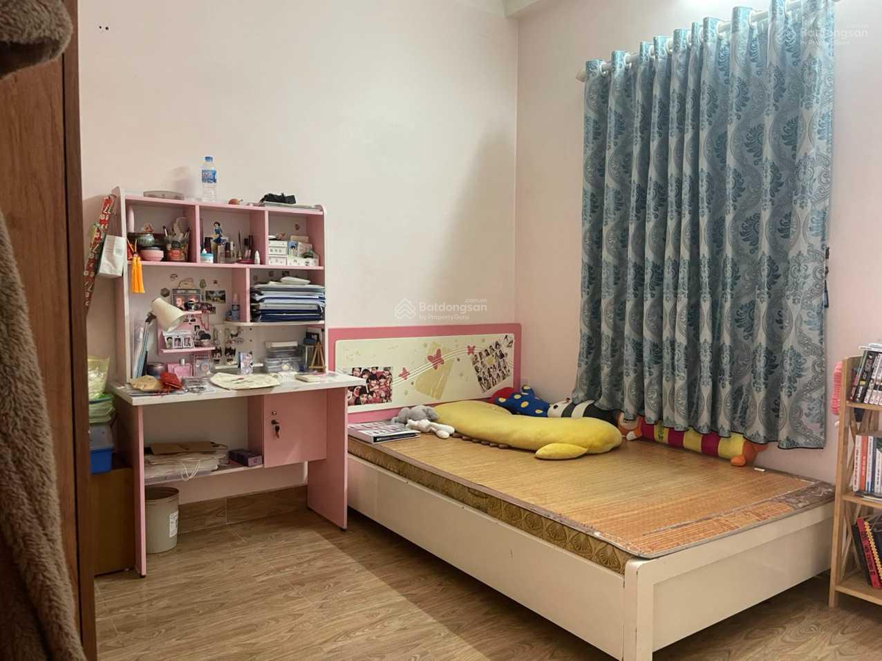 BÁN NHÀ TO RỘNG RÃI RẺ NHẤT KHU TÁI ĐỊNH CƯ XI MĂNG