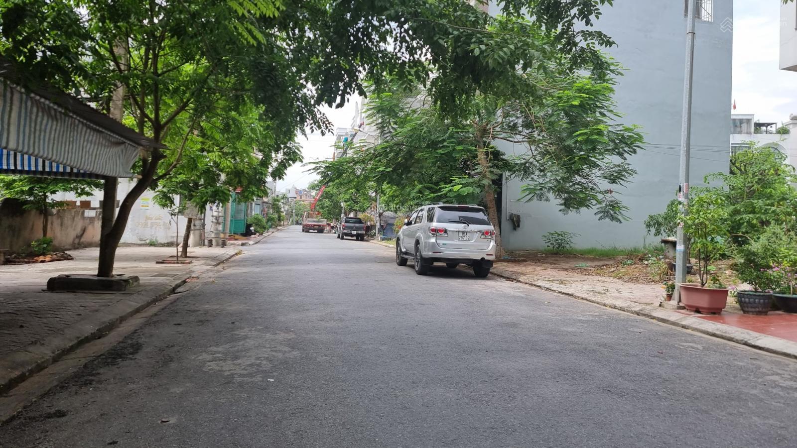 CẦN BÁN LÔ GÓC XẺ KHE TẠI SỞ DẦU, HỒNG BÀNG