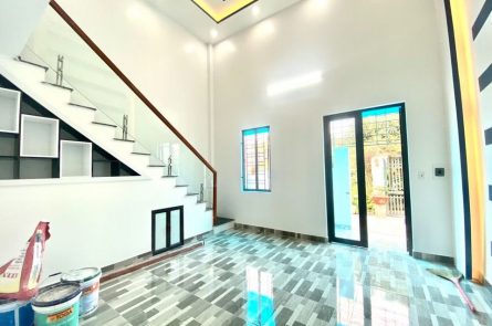 BÁN NHÀ 1,5 TẦNG MỚI XÂY GẦN VIỆT TIỆP 2