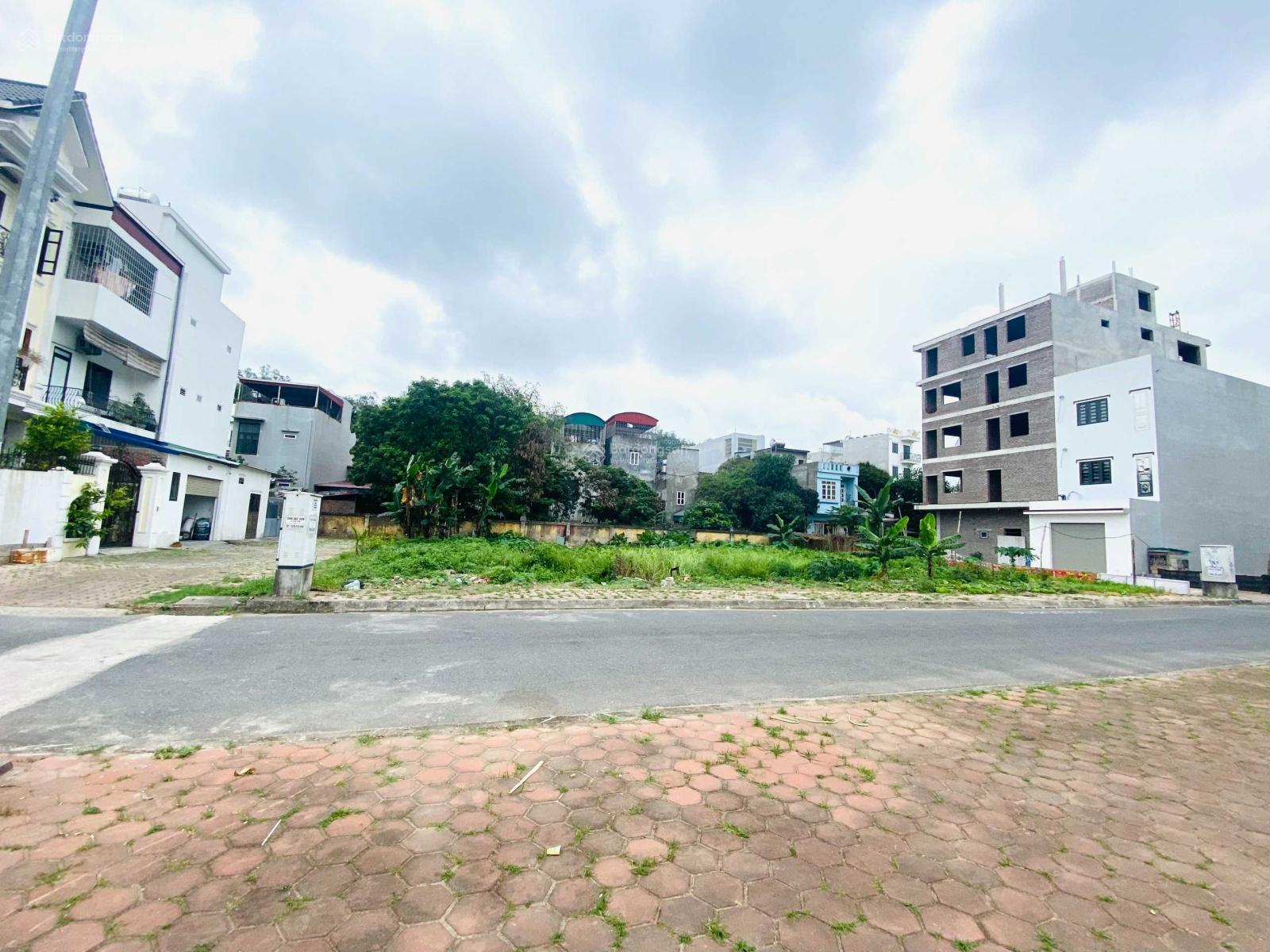 CHÍNH CHỦ BÁN LÔ ĐẤT 300M2 KHU CỰC VIÊN, KIẾN AN, SHCC,