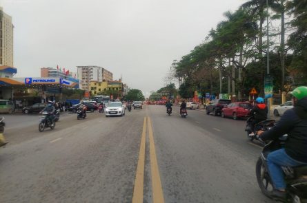 CẦN BÁN GẤP NHÀ MẶT ĐƯỜNG Ở NGUYỄN VĂN LINH DT200M2 NGANG 10M TẶNG DÒNG TIỀN 20TR/THÁNG