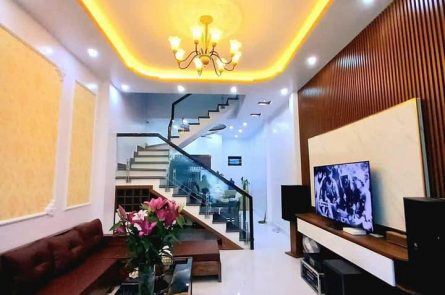 BÁN NHÀ DÂN XÂY ĐỘC LẬP SÂN CỔNG RIÊNG 3 TẦNG TRẦN NGUYÊN HÃN
