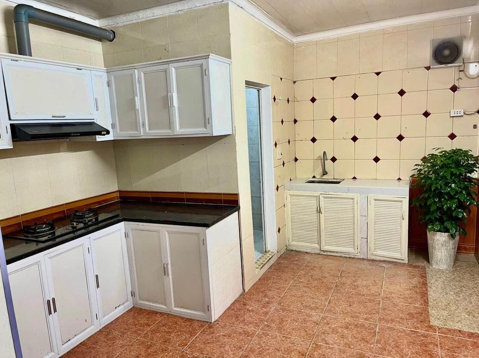 BÁN NHÀ 2,5 TẦNG ĐỘC LẬP DÂN XÂY CHẮC CHẮN NIỆM NGHĨA, LÊ CHÂN