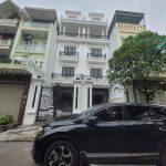 Ảnh 2 của BÁN CĂN NHÀ 4 TẦNG CÓ SÂN CỔNG ĐỘC LẬP ĐƯỜNG NGÔ GIA TỰ