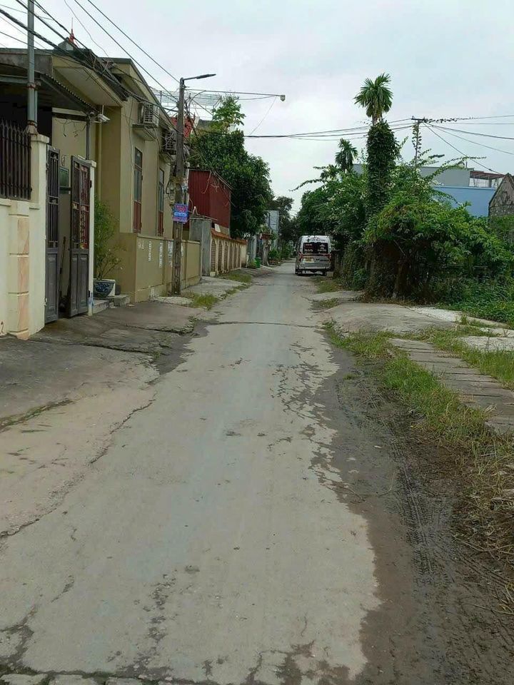 BÁN NHÀ MẶT ĐƯỜNG NHÀ NGHỈ PHƯƠNG HOA  203 HOA ĐỘNG