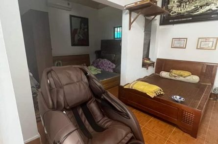 CHÍNH CHỦ GỦI BÁN CĂN NHÀ CẤP 4 TẠI HOÀNG ĐỘNG