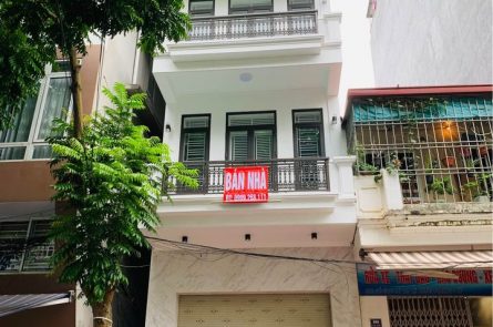 BÁN NHÀ LÔ 22 LÊ HỒNG PHONG