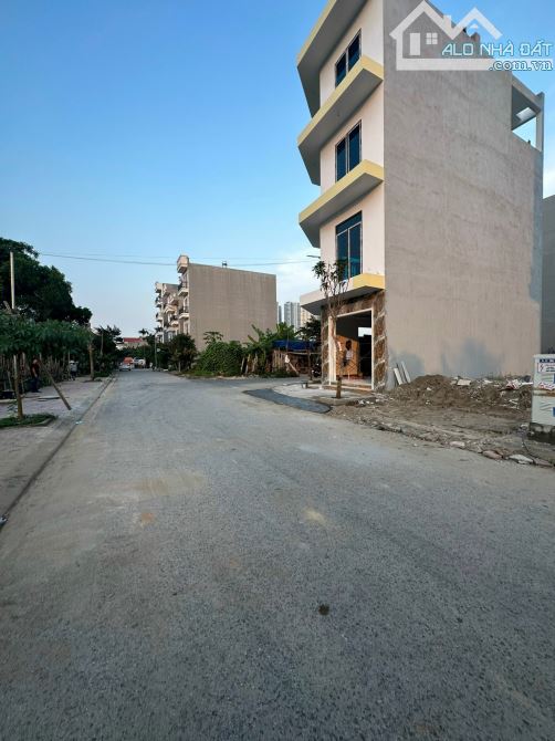 Bán lô đất TĐC Hồ Sen A51 , Diện tích 65m ngang 5m giá đầu tư 52 triệu/m