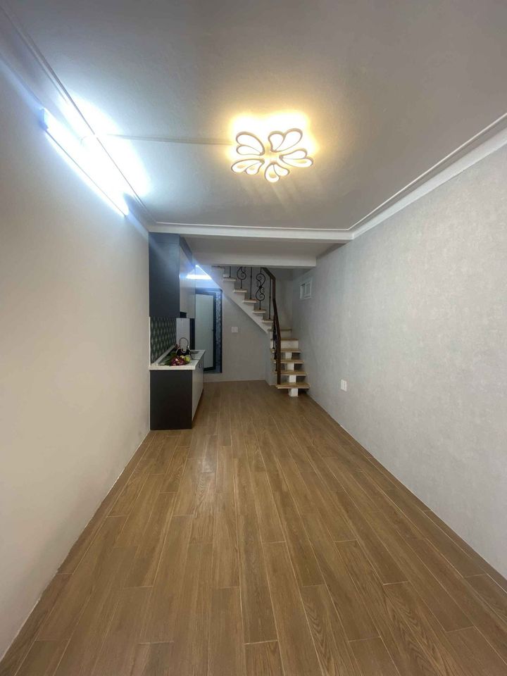 BÁN NHÀ 3 TẦNG MẶT NGÕ 165 ĐÀ NẴNG