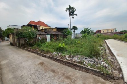VỊ TRÍ TẠI LÔ GÓC LƯƠNG QUÁN NAM SƠN AN DƯƠNG NGAY CHỢ VÀ CẦU VƯỢT