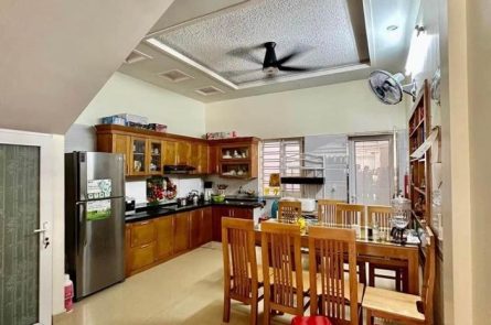 BÁN NHÀ MẶT ĐƯỜNG THƯ TRUNG