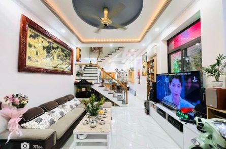 LÊN SÀN 1 KIỆT TÁC NHÀ ĐẸP NGÕ 193 VĂN CAO
