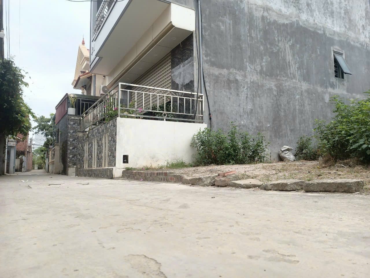 BÁN NHANH LÔ ĐẤT THỔ TẠI TÂN DƯƠNG