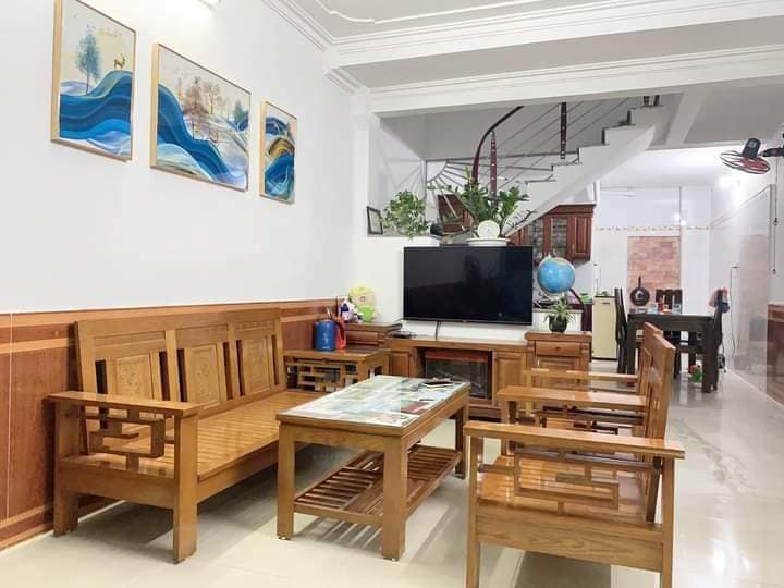 CHÍNH CHỦ CẦN BÁN NHÀ 3 TẦNG GẦN CHỢ DƯ HÀNG
