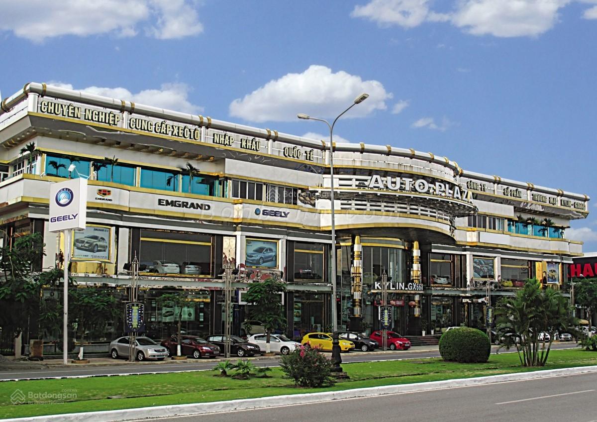 Biệt thự thô 180m2 Mặt Đường Phạm Văn Đồng giá chỉ 10.5 tỷ