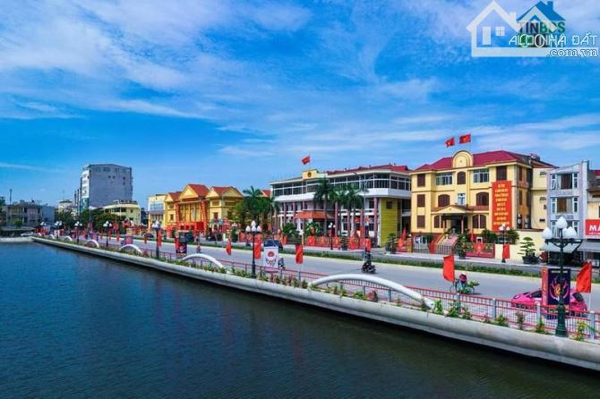 SẢN PHẨM MẶT ĐƯỜNG HỒ SEN VỊ TRÍ ĐẸP 48M2 NGANG HƠN 5m GIÁ CHỈ 180TR/M2