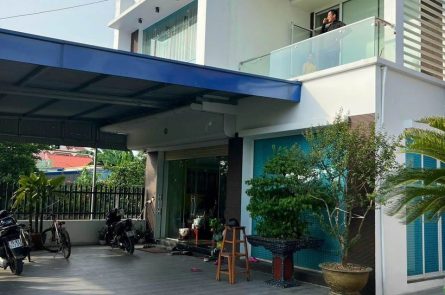 BÁN CĂN NHÀ TÂM HUYẾT TOẠ LẠC MẶT TRỤC THÔN DÂN HẠNH, ĐẶNG CƯƠNG