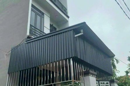 CẦN BÁN CĂN NHÀ 3 TẦNG MỚI XÂY XONG TẠI LÂM ĐỘNG.