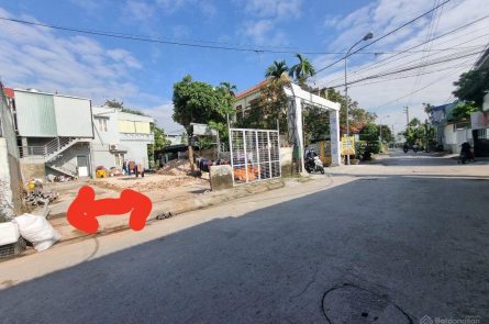 Bán đất mặt đường Cát Linh - vị trí kinh doanh tốt.