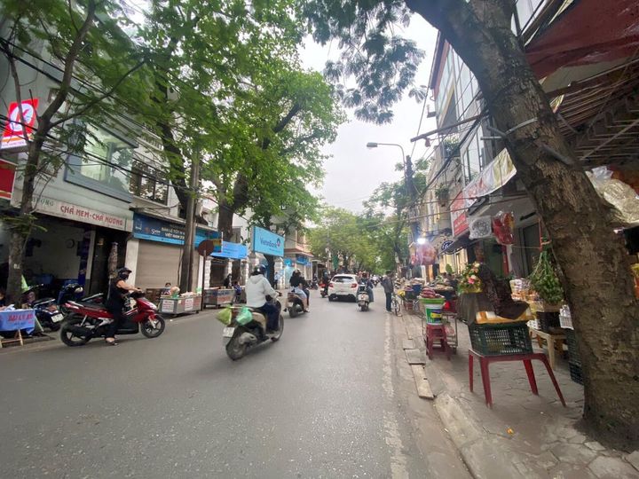 BÁN NHÀ 3 TẦNG MẶT ĐƯỜNG AN ĐÀ