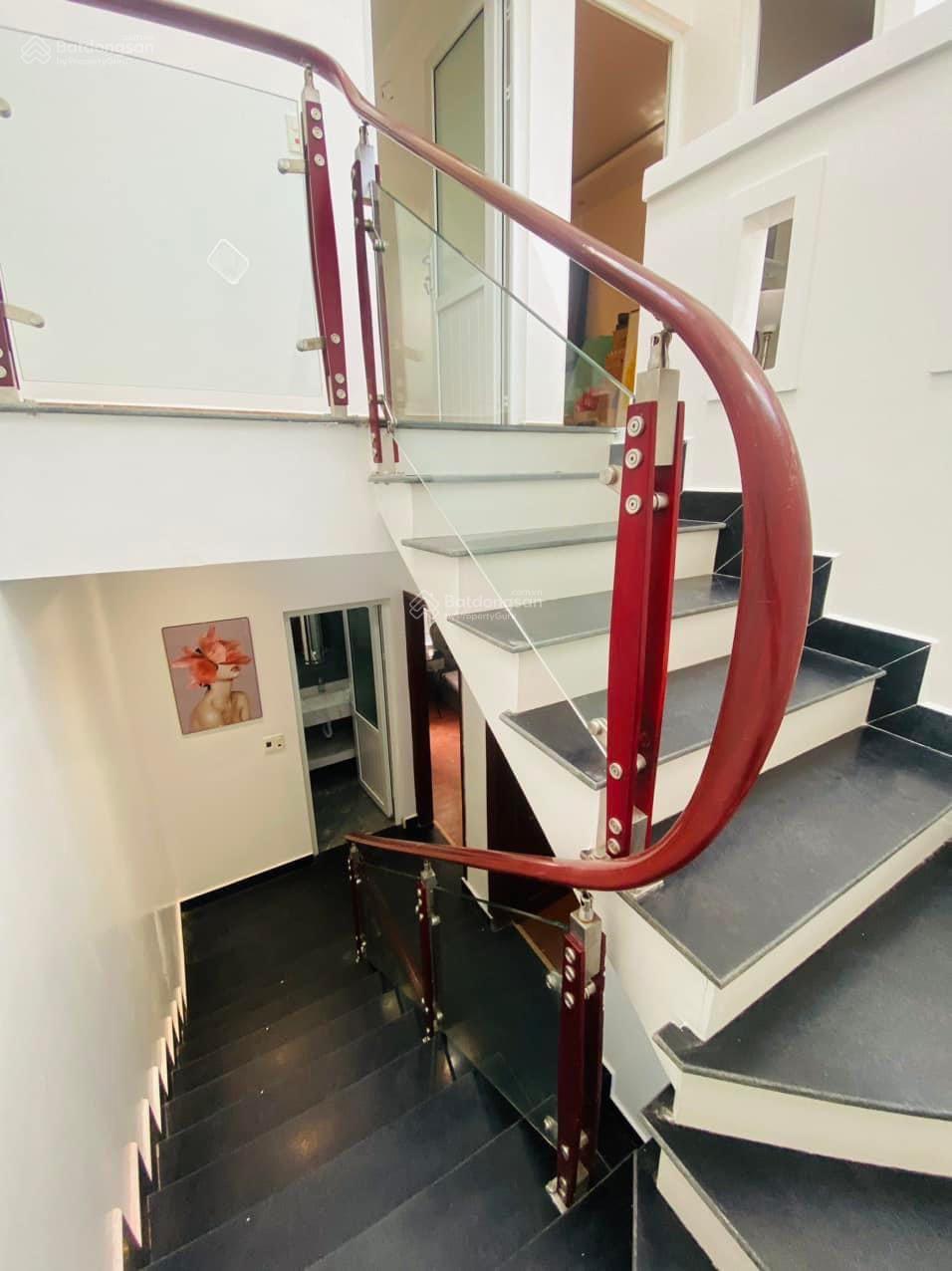 Nhà đẹp giá rẻ, đầy đủ công năng, tiện ích