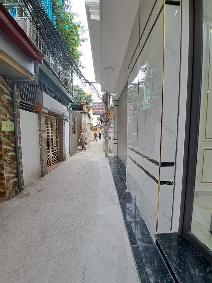 SIÊU PHẨM TRONG NGÕ 302 VĂN CAO