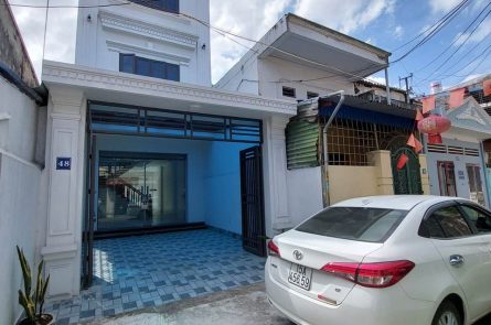 BÁN NHÀ 4 TẦNG ĐỘC LẬP ĐƯỜNG VÒNG VẠN MỸ