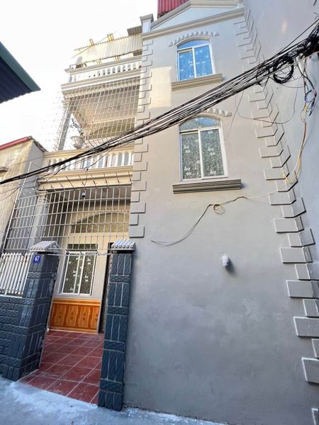 CẦN BÁN GẤP NHÀ 3 TẦNG TRONG NGÕ 239 ĐÀ NẴNG