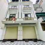 Ảnh 1 của BÁN CĂN NHÀ ĐẸP Ở VĂN CAO - NGÔ GIA TỰ