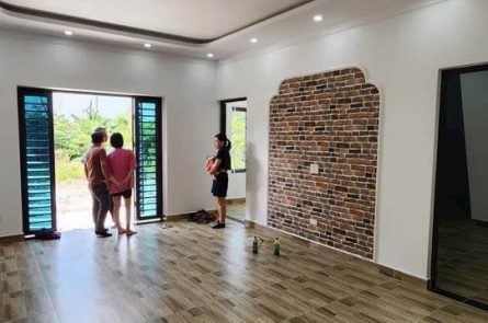 BÁN NHÀ 4 TẦNG SÂN CỔNG ĐỘC LẬP TẠI NAM SƠN, AN DƯƠNG, Ô TÔ ĐỖ CỬA