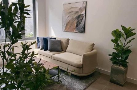 CHỦ CẦN TIỀN Bán GẤP Nhà Dân Xây ĐỘC LẬP, SÂN CỔNG , LÔ GÓC, Phố TÂY Văn Cao - NGT