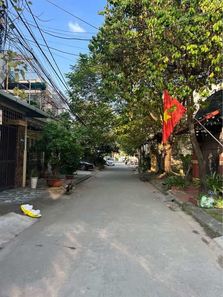 BÁN NHÀ DÂN XÂY CHẮC CHẮN PHỐ THIÊN LÔI 99M2