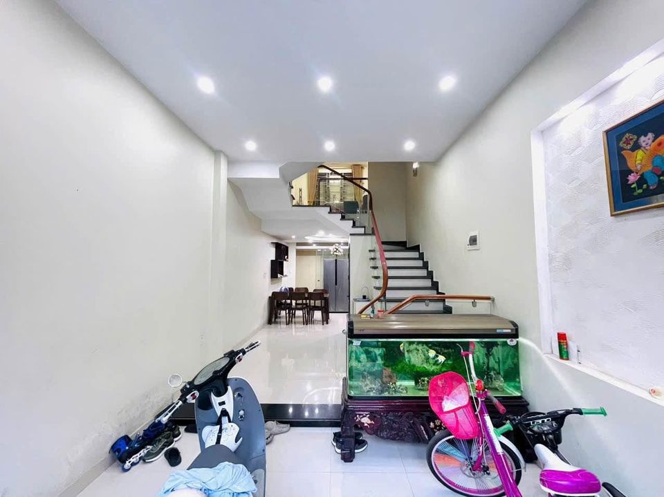 Bán nhà phố TRẠI LẺ - LÊ CHÂN