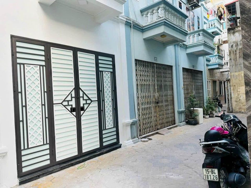 BÁN NHÀ XÂY CHẮC CHẮN NGÕ 113 VŨ CHÍ THẮNG