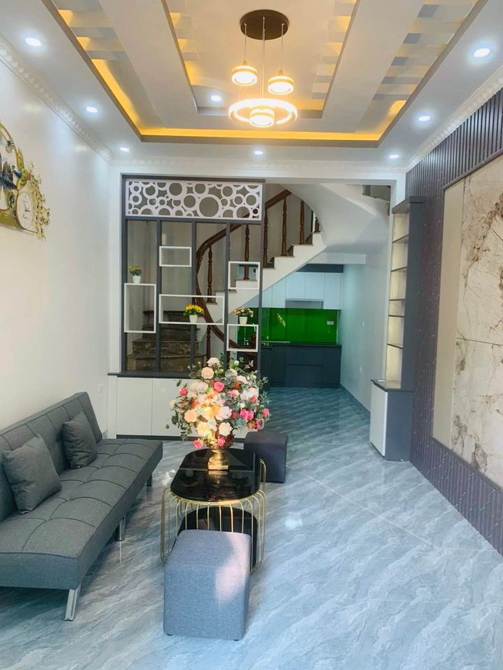 BÁN NHÀ XÂY CHẮC CHẮN NGÕ 113 VŨ CHÍ THẮNG