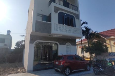 CẦN BÁN NHÀ 3 TẦNG XÂY ĐỌC LẬP 3 MẶT THOÁNG Ô TÔ TẬN CỬA Ở ĐỒNG THÁI, AN DƯƠNG