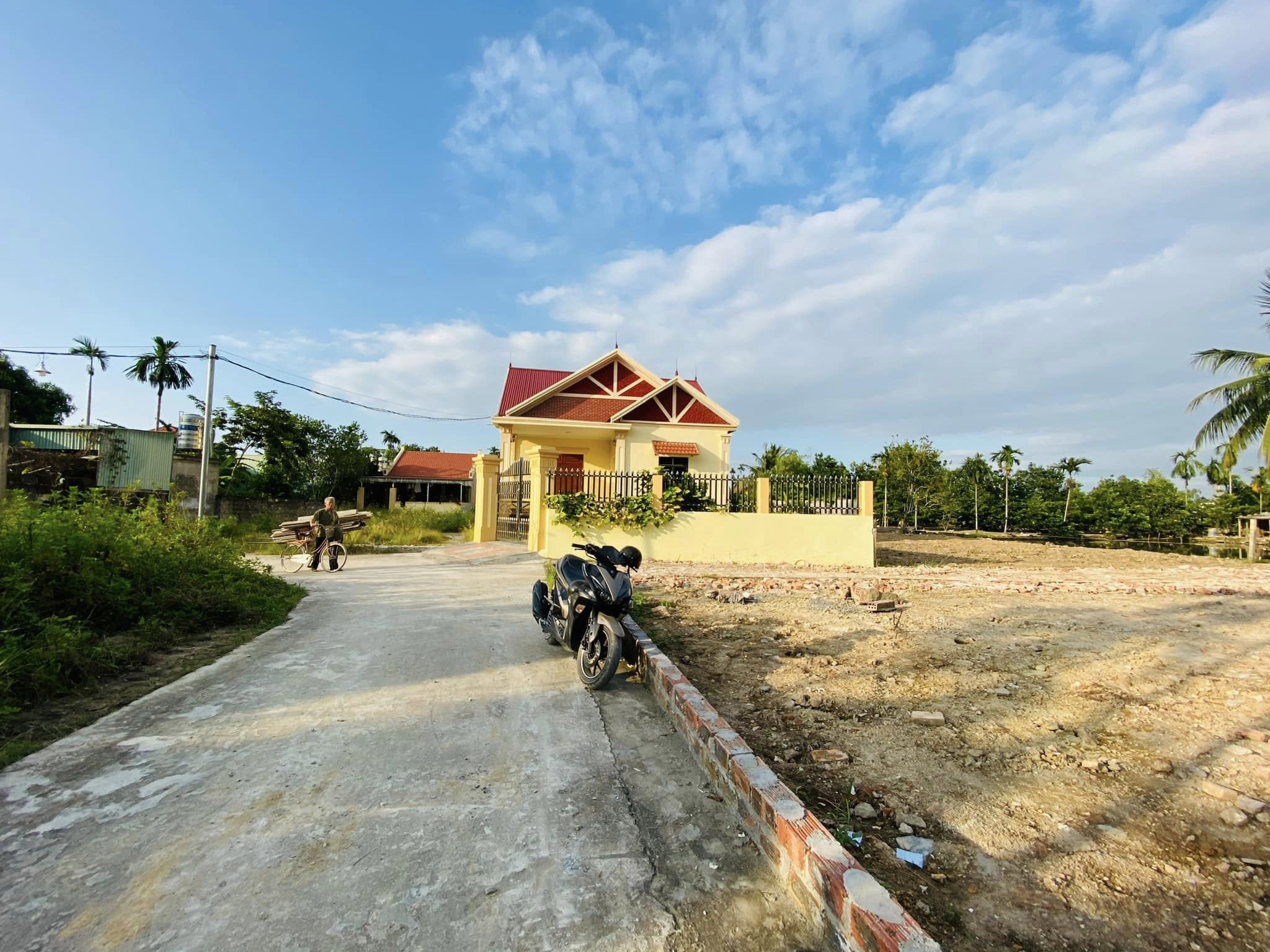 Bán lô đất 03, lô góc 2 mặt ngõ tại Lâm Động, Thủy Nguyên.