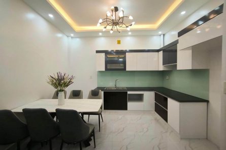 BÁN CĂN MỚI XÂY KHU VĂN CAO