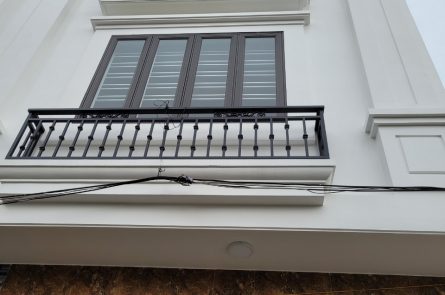 Bán Nhà 4 Tầng Khu Đồng Hòa Kiến An Hải Phòng, oto 4 chỗ vào nhà, giá 2.4 tỷ.