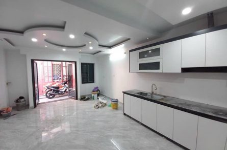 Bán nhà trung tâm phố Hàng Kênh, Lạch Tray.