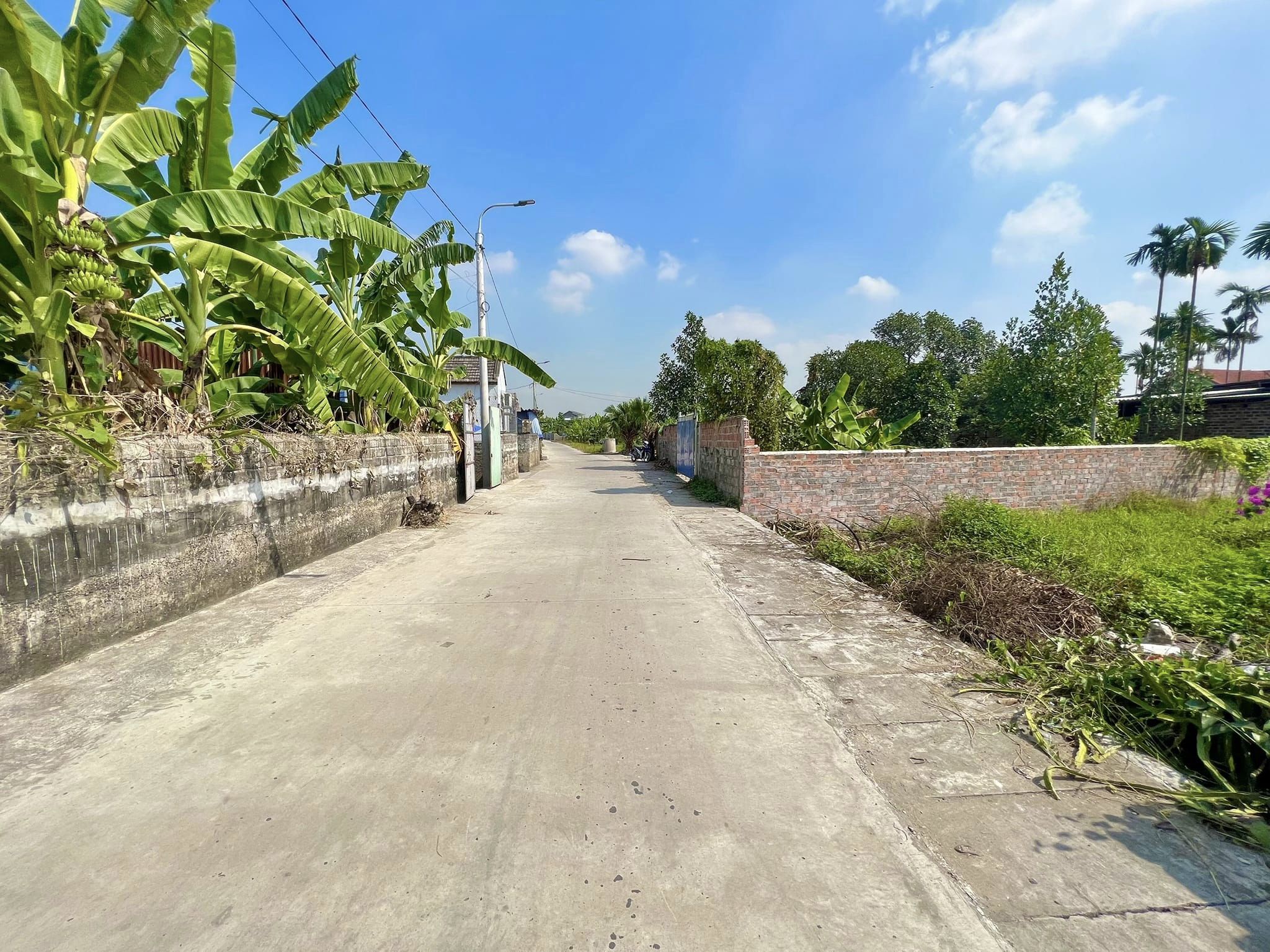 Bán lô đất 200m2 tại Kênh Giang đầu tư phân lô hay là xưởng.