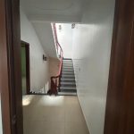 Ảnh 10 của Nhà dân xây độc lập, lô góc, có sân cổng tại Chợ Đôn - Thiên Lôi, ô tô đỗ cửa và vào nhà thoải mái.